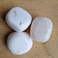Mangano Calciet Trommelsteen