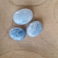 Blauwe Calciet Trommelsteen